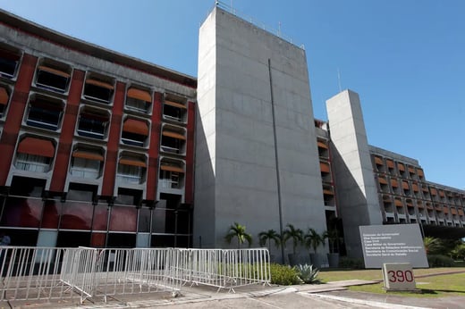 Concurso EPPGG BA tem edital publicado com ganhos de R$10 mil